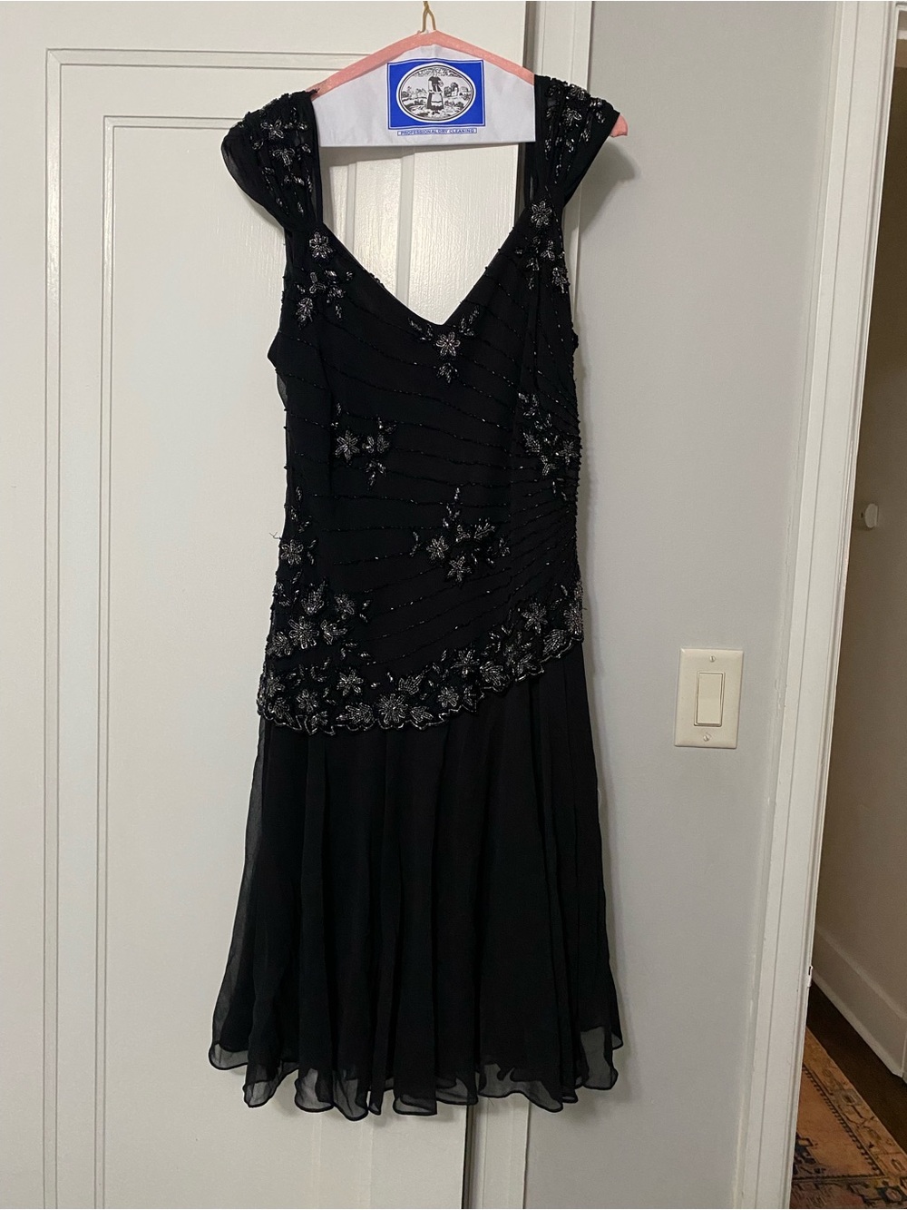 J Kara Black Embellished V-Neck Chiffon Midi Dress